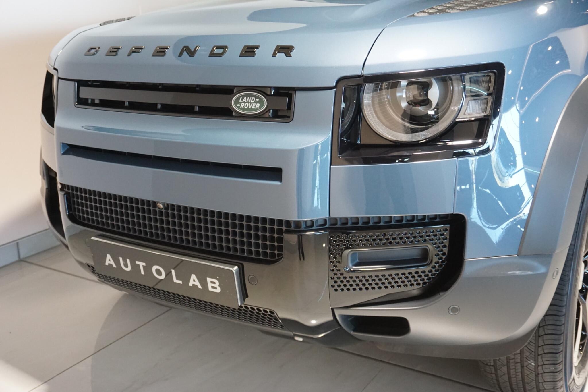 Land Rover Defender 90 2.0 P300 SE SUV 3dr Petrol Auto 4WD Euro 6 (s/s) (300 ps)